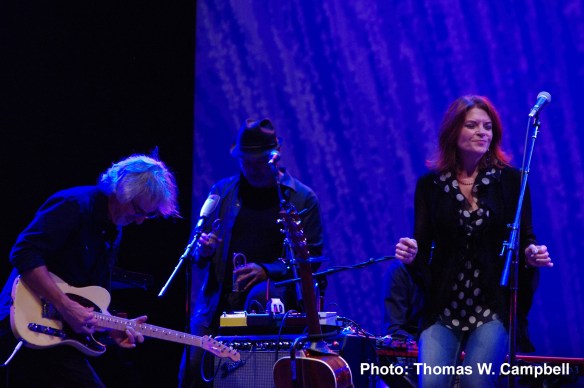 John Leventhal and Rosanne rock for web