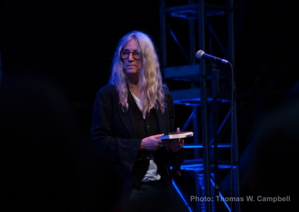 Patti with Book IMGP2606