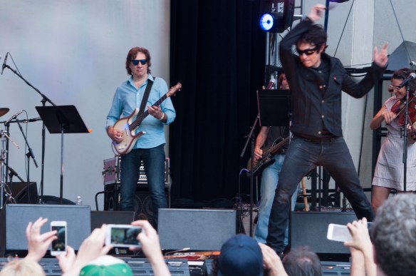 IMGP3073 Jon Spencer whips GTR